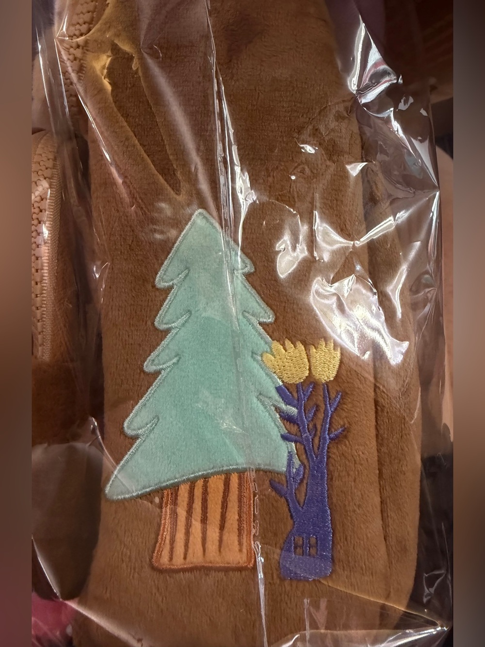 Authentic MEMBERSHIP EXCLUSIVE The Monsters Fuzzy Backpack SEALED - Picture 6 of 12